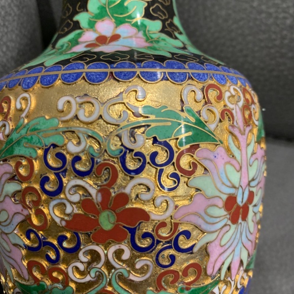 Vintage Cloisonné Floral Vase 8” H and 2 1/2” Rim to Rim - Picture 7 of 7